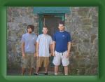 AmicalolaToUnicoi 030 * The three of us in front of the hostle, we actually had somone to take our picture here * 1600 x 1200 * (578KB)